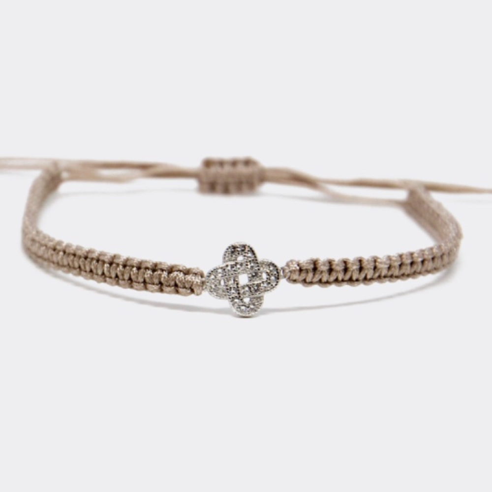 🎉HP🎉 Woven Endless Knot Bracelet